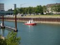 Einsatz Loeschboot Rettungsboot PRhein Koeln Rodenkirchen P24